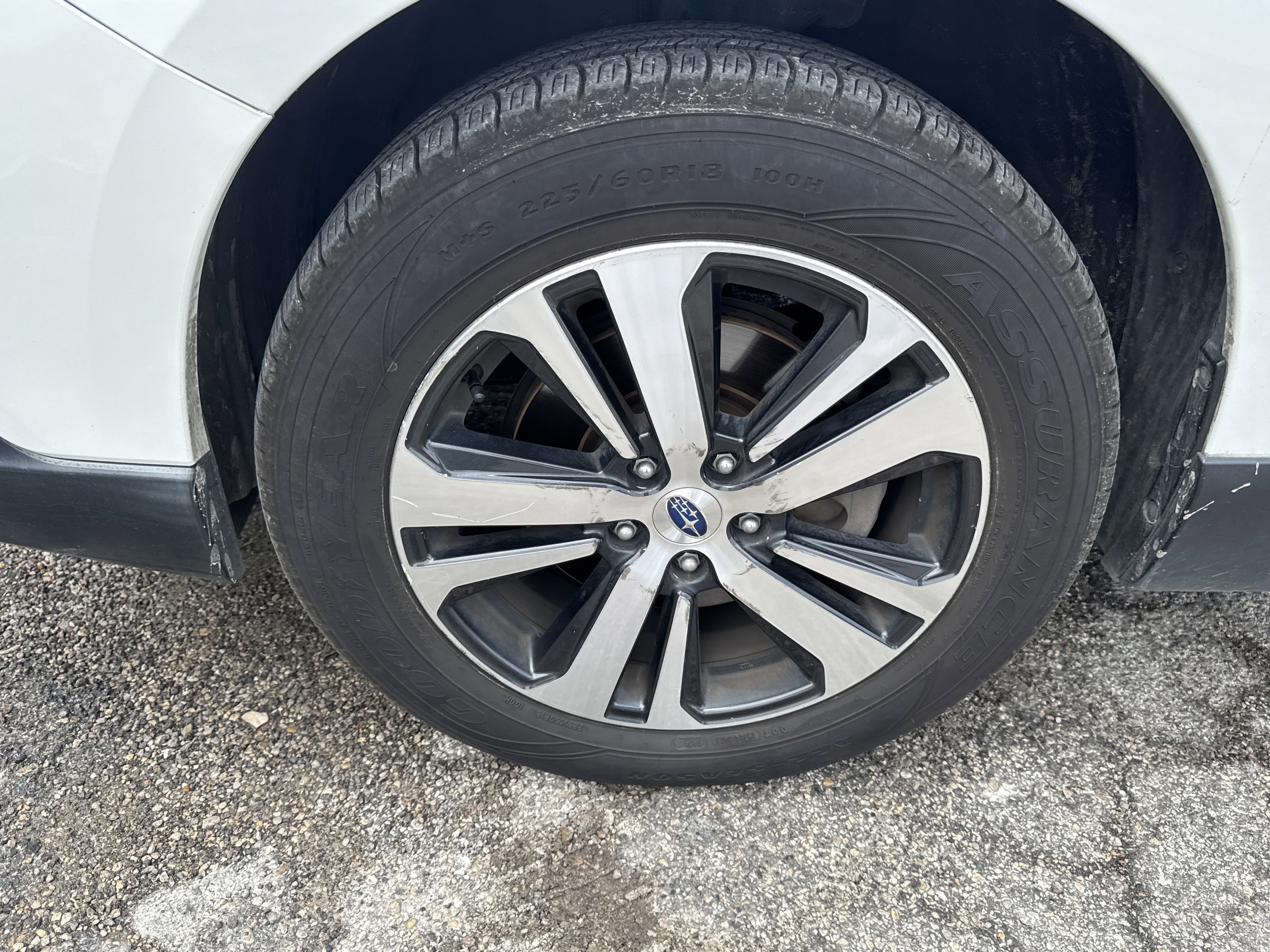 Used 2019 Subaru Outback 2.5i Limited AWD/4WD image 9
