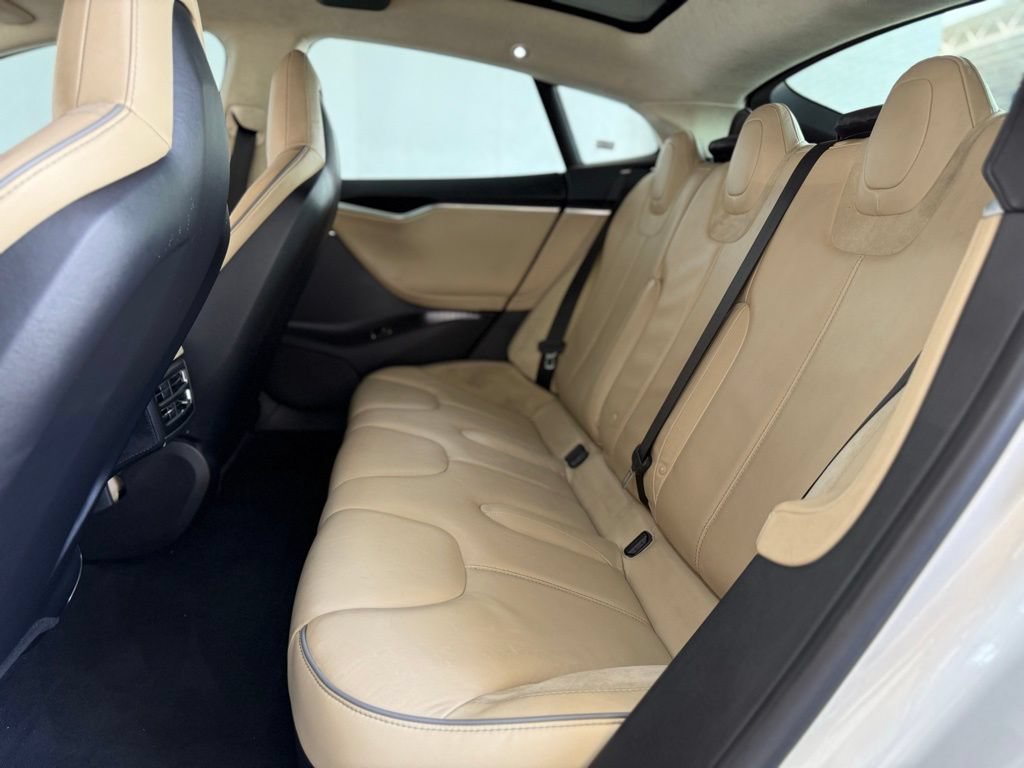 Used 2012 Tesla Model S Signature Performance RWD image 33