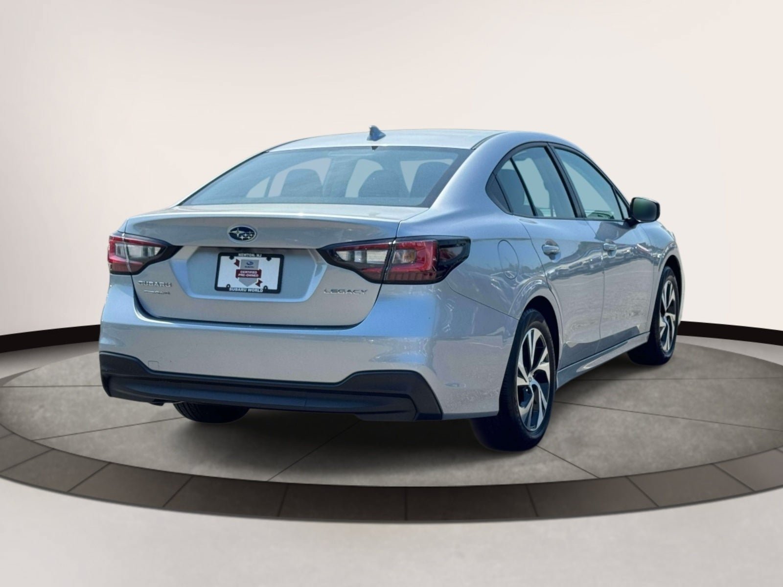 Certified 2025 Subaru Legacy AWD/4WD image 4