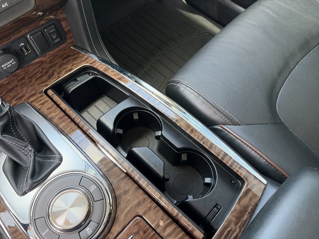 Used 2020 Nissan Armada SL w/ Premium Package RWD image 28