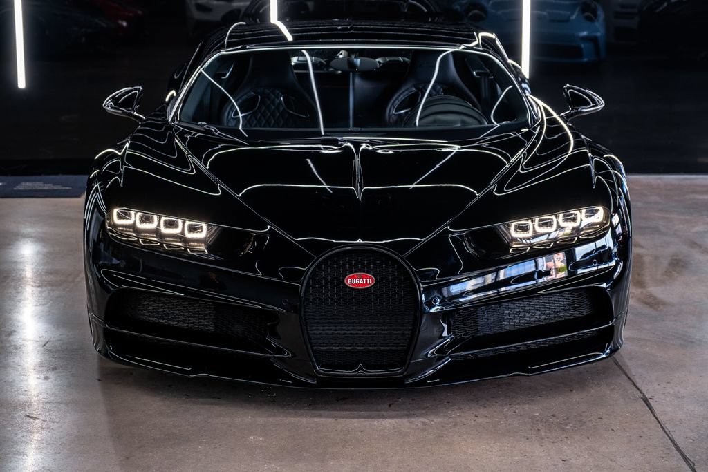 Used 2018 Bugatti Chiron AWD/4WD image 4