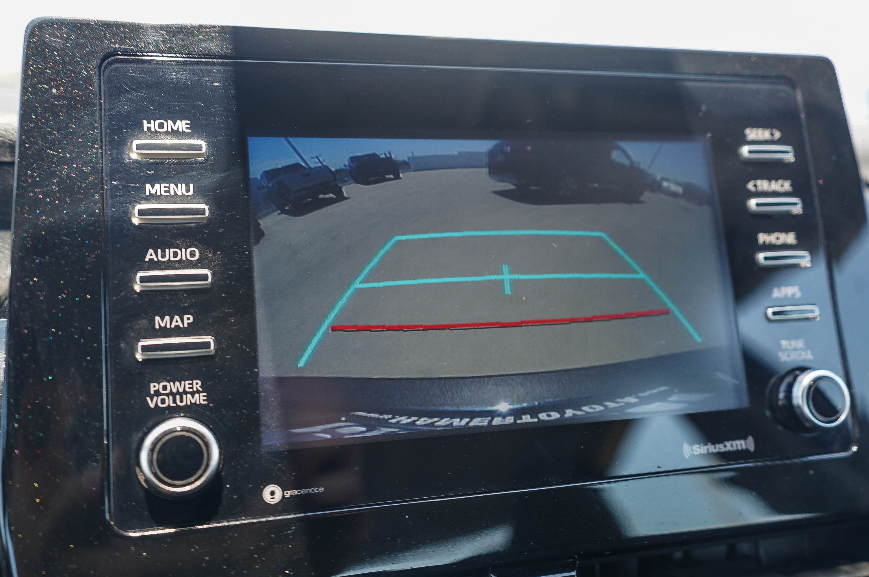 Used 2021 Toyota Camry SE w/ Carpet Mat Package (TMS) FWD image 24