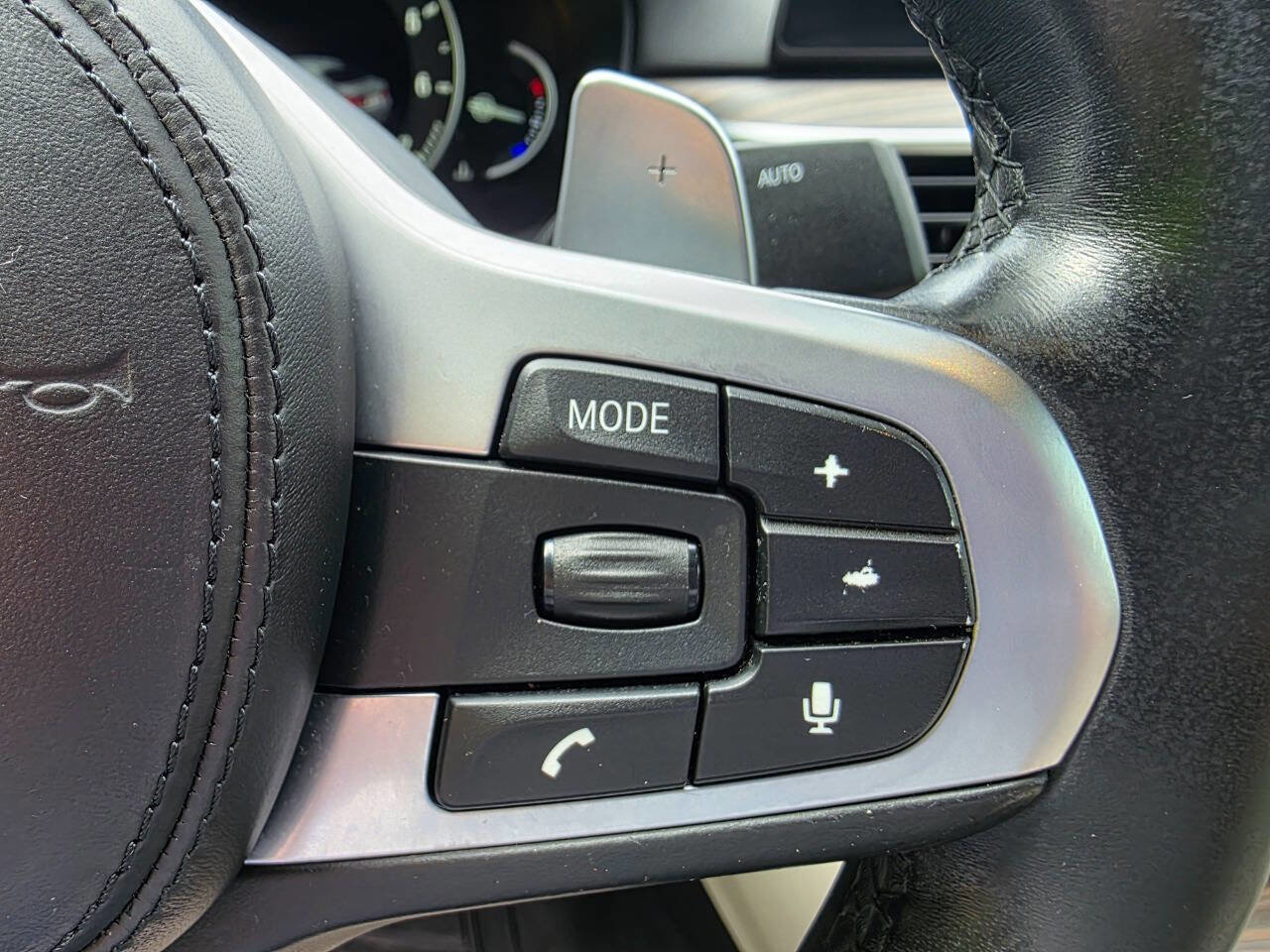Used 2018 BMW 530i RWD image 24