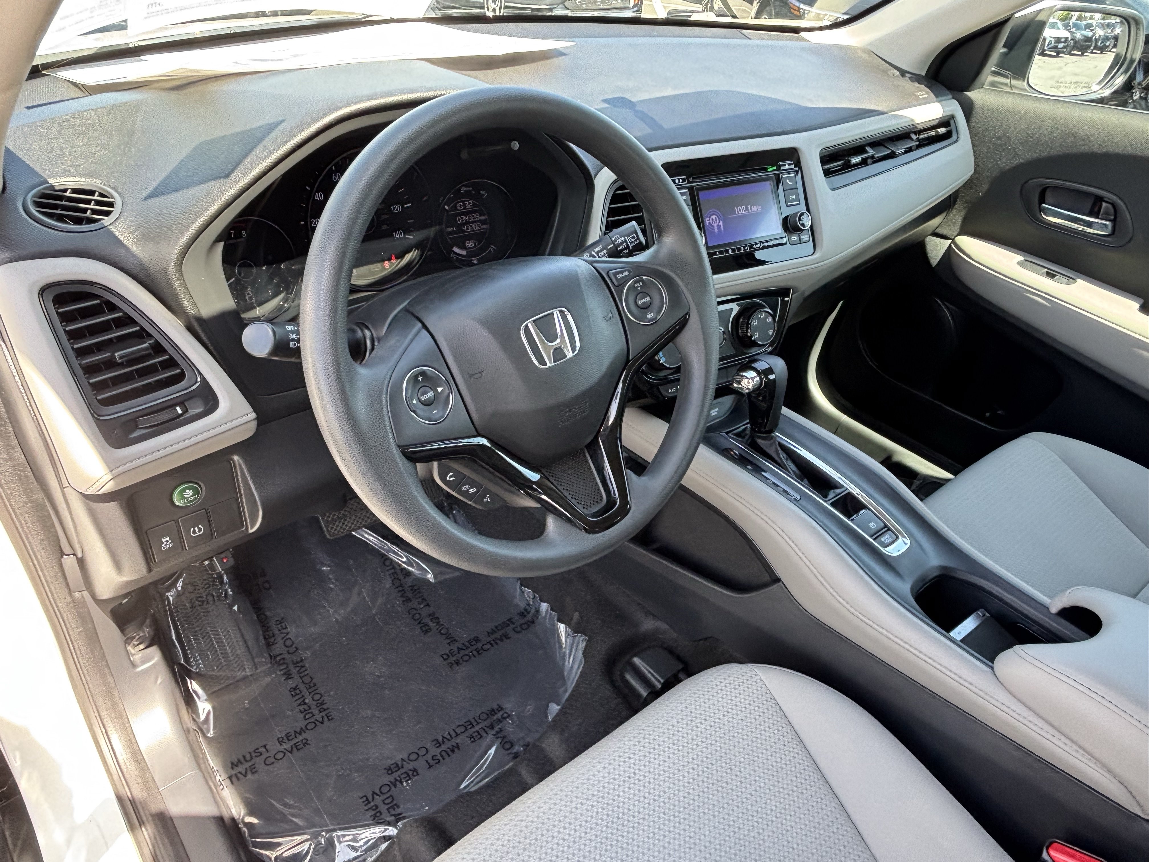 Used 2022 Honda HR-V LX image 17