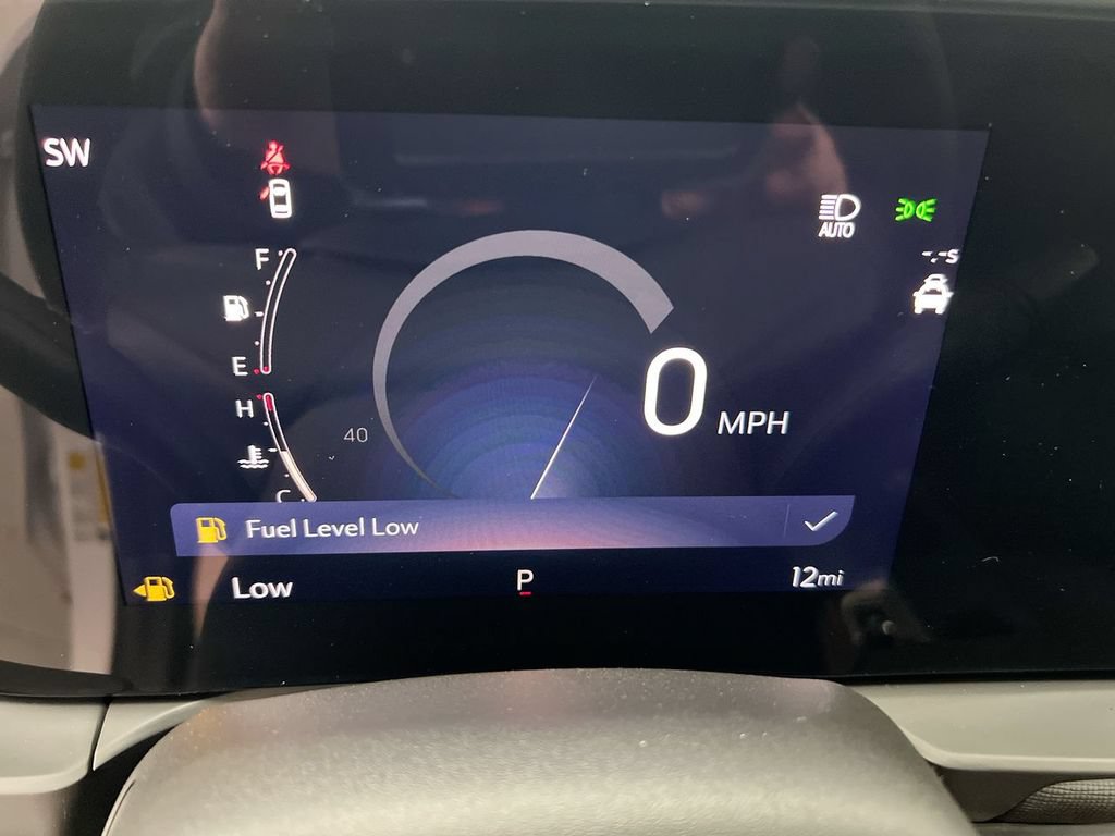 Used 2024 Buick Envista Preferred w/ Convenience I Package FWD image 11