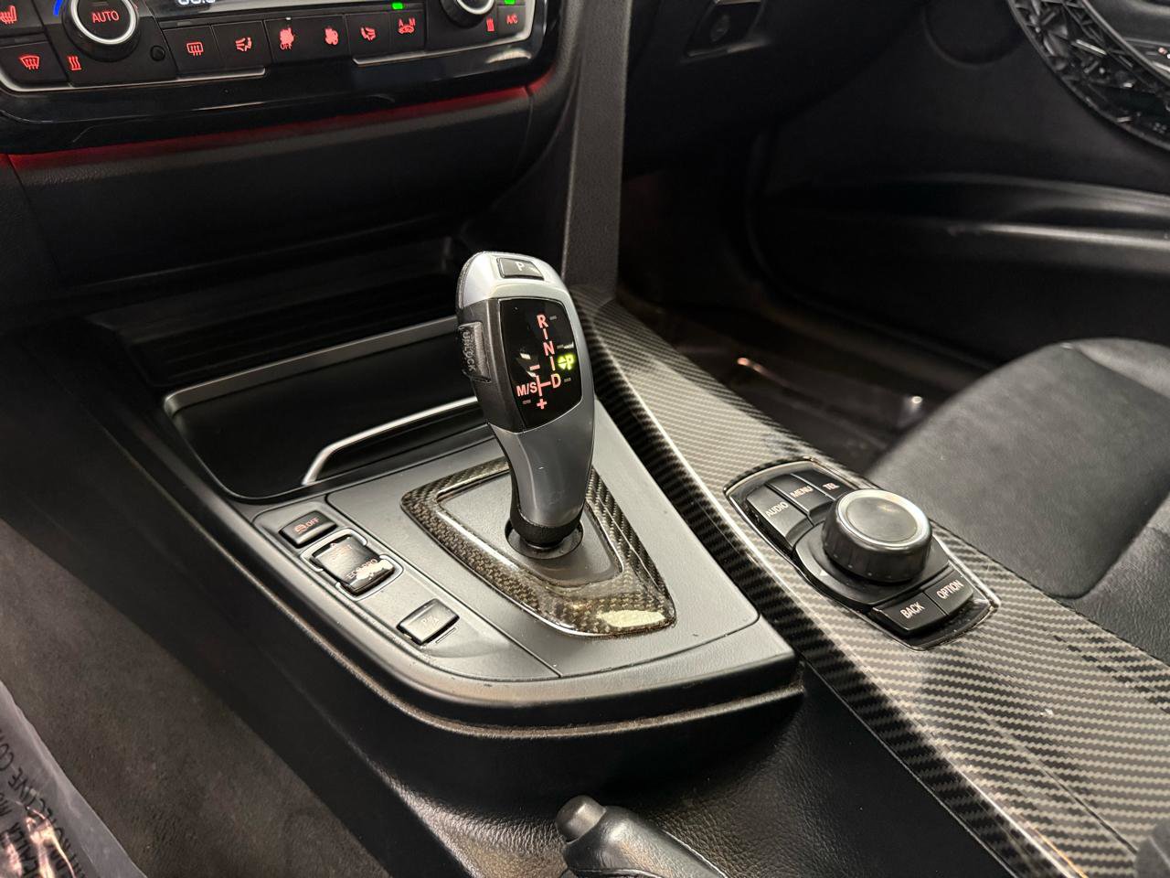 Used 2017 BMW 320i Sedan image 19