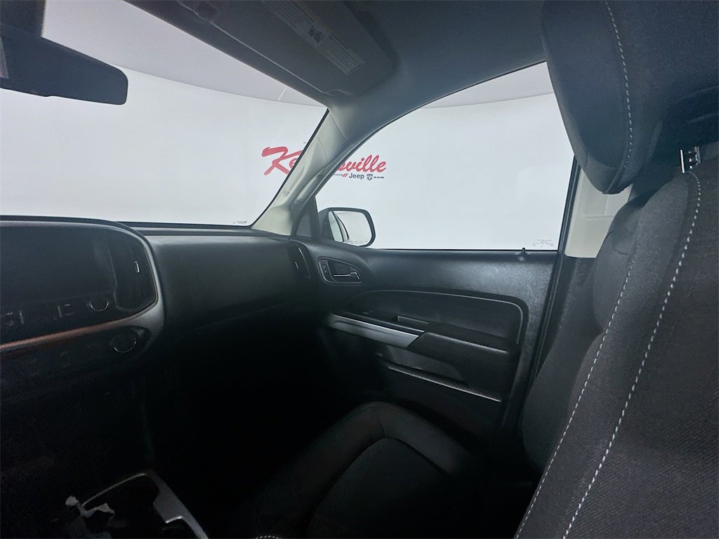 Used 2019 Chevrolet Colorado LT w/ LT Convenience Package image 11