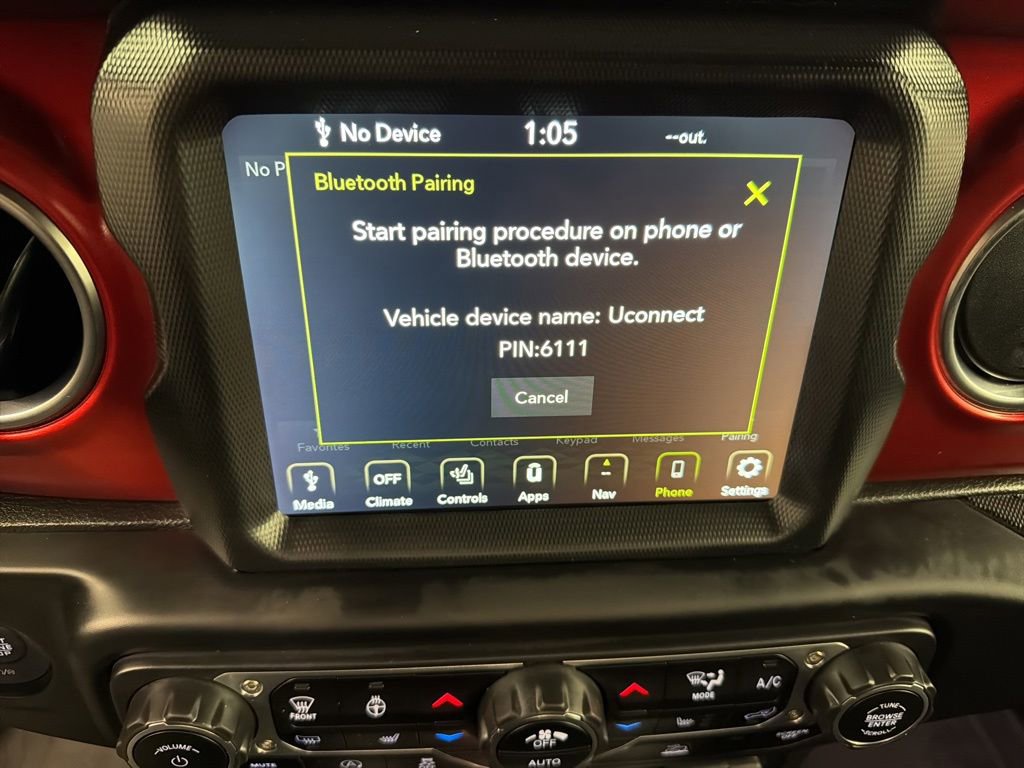 Used 2023 Jeep Wrangler Unlimited Rubicon w/ LED Lighting Group AWD/4WD image 10