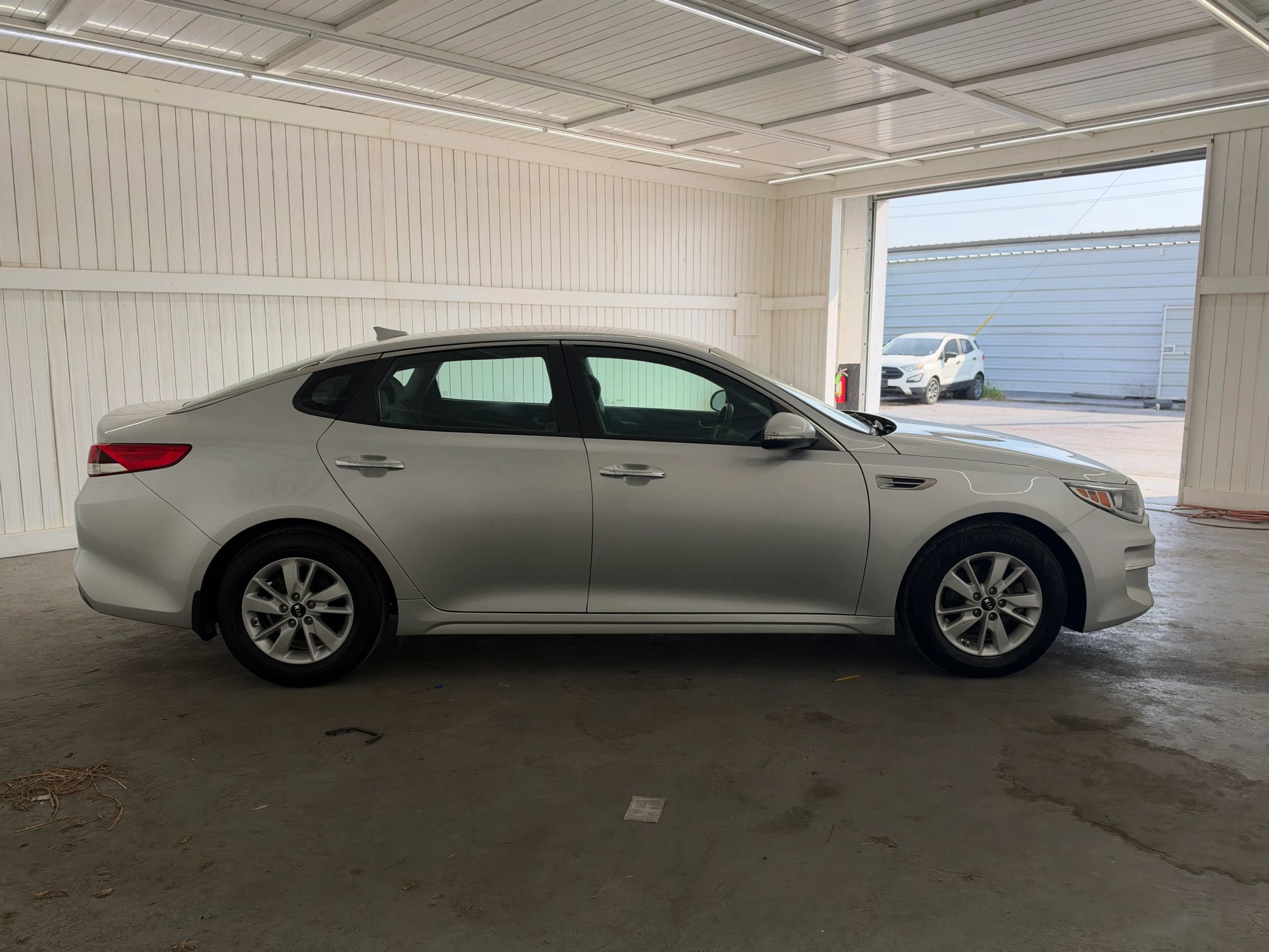Used 2016 Kia Optima LX FWD image 4