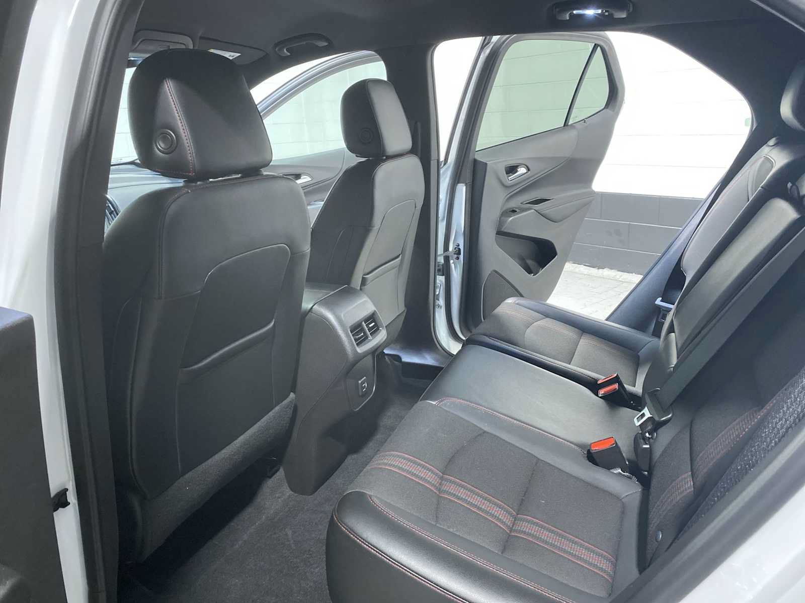 Used 2023 Chevrolet Equinox RS w/ LPO, Floor Liner Package AWD/4WD image 12