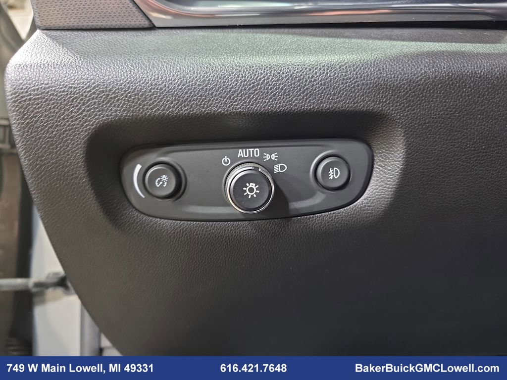 Used 2019 Chevrolet Traverse Premier w/ Driver Confidence II Package image 26