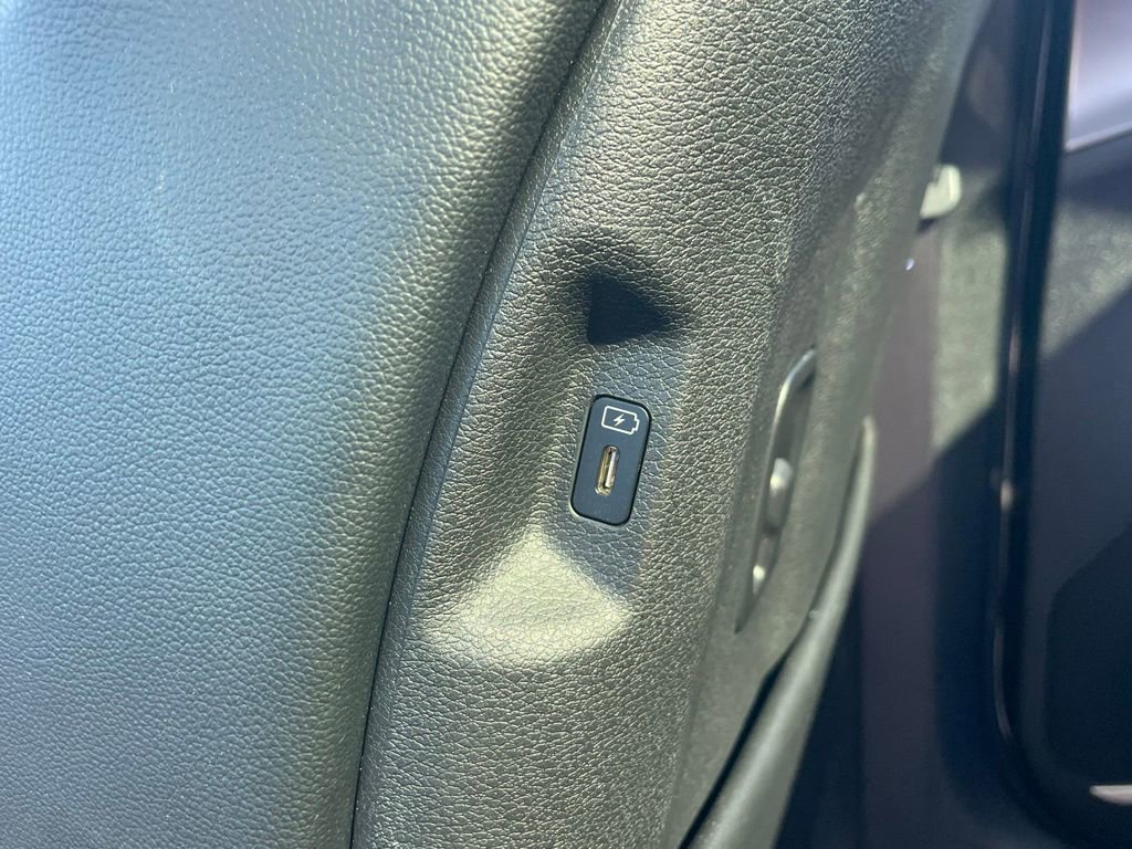 Used 2024 Kia Sportage SX image 23