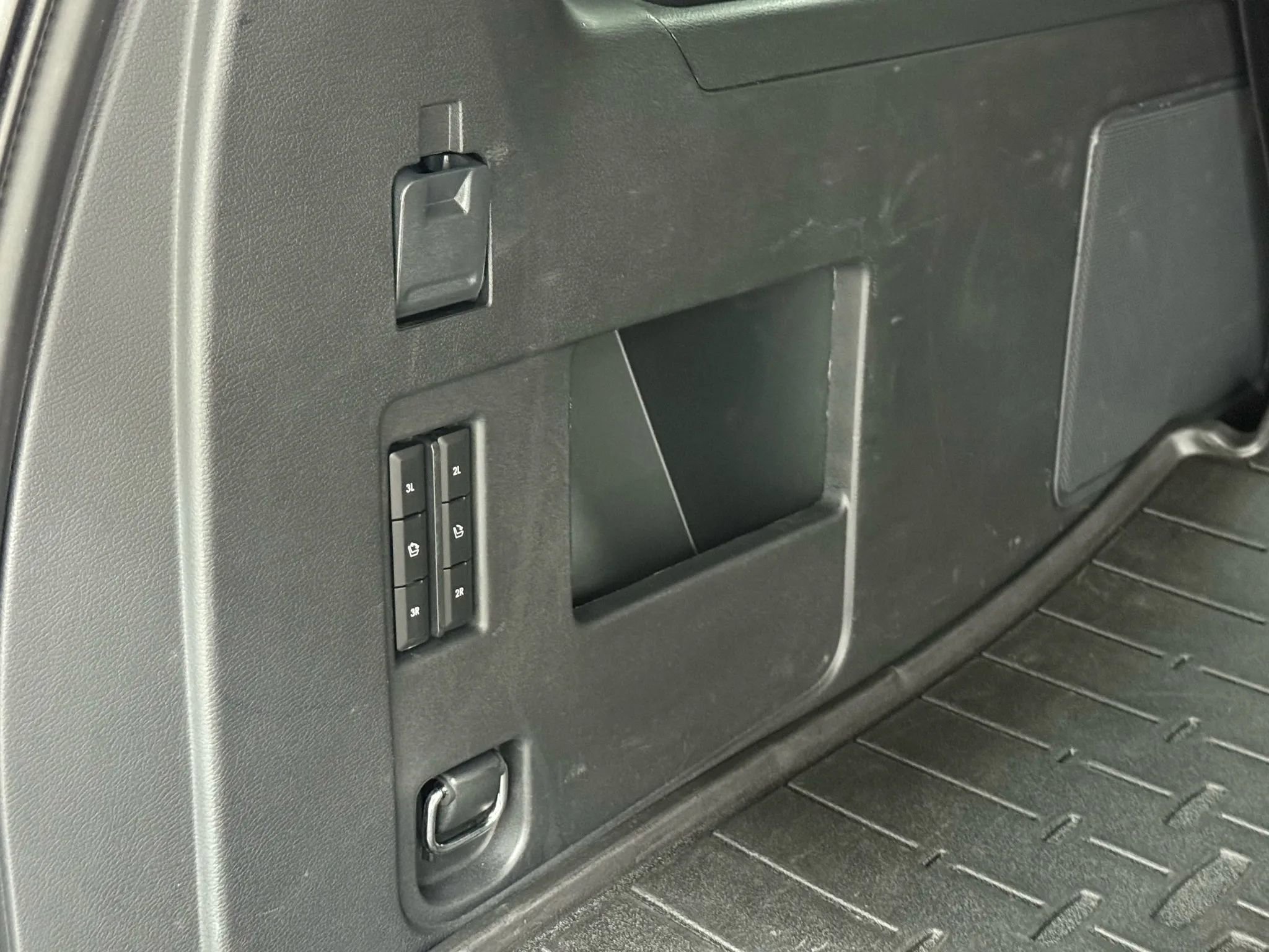 Used 2023 Lincoln Navigator L Standard Sport Utility 4D image 44