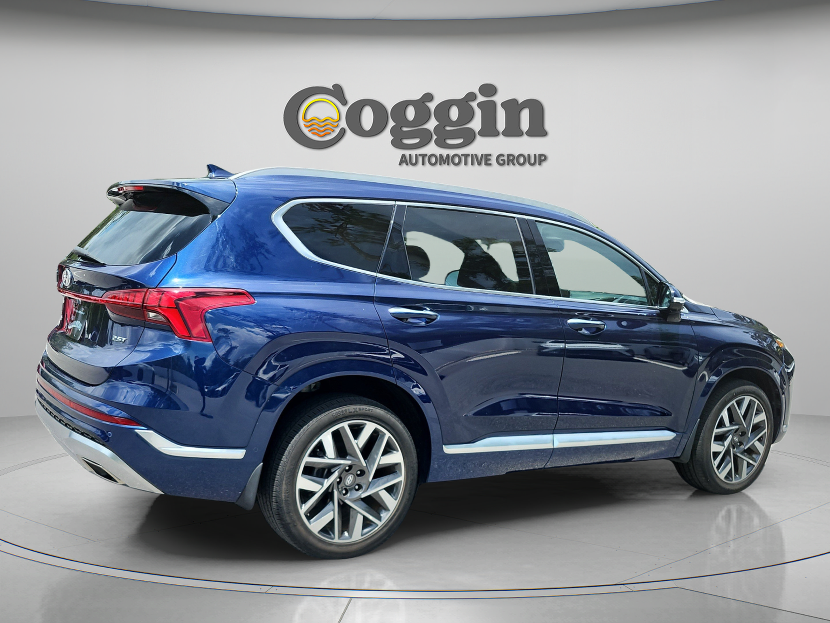 Certified 2023 Hyundai Santa Fe Calligraphy w/ Cargo Package FWD image 5