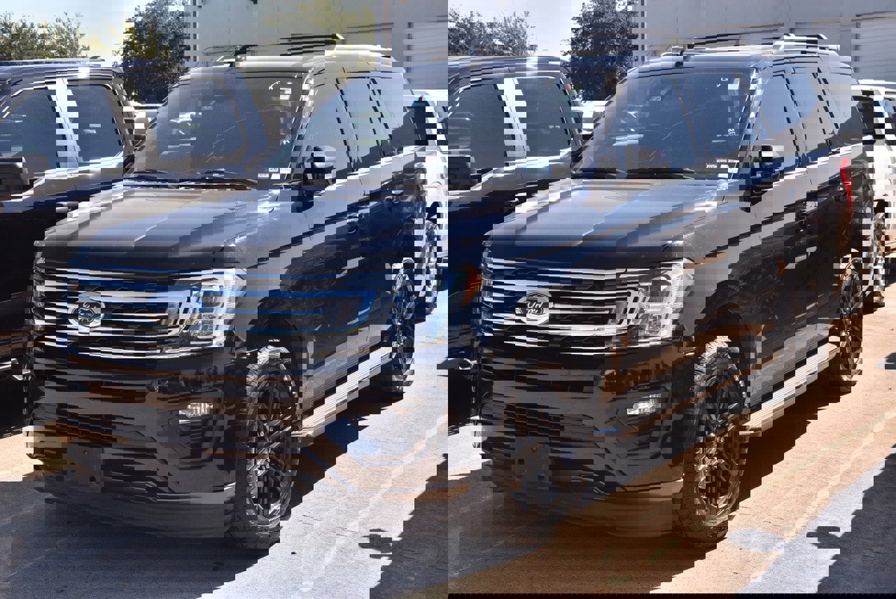 Used 2020 Ford Expedition XLT w/ Equipment Group 202A