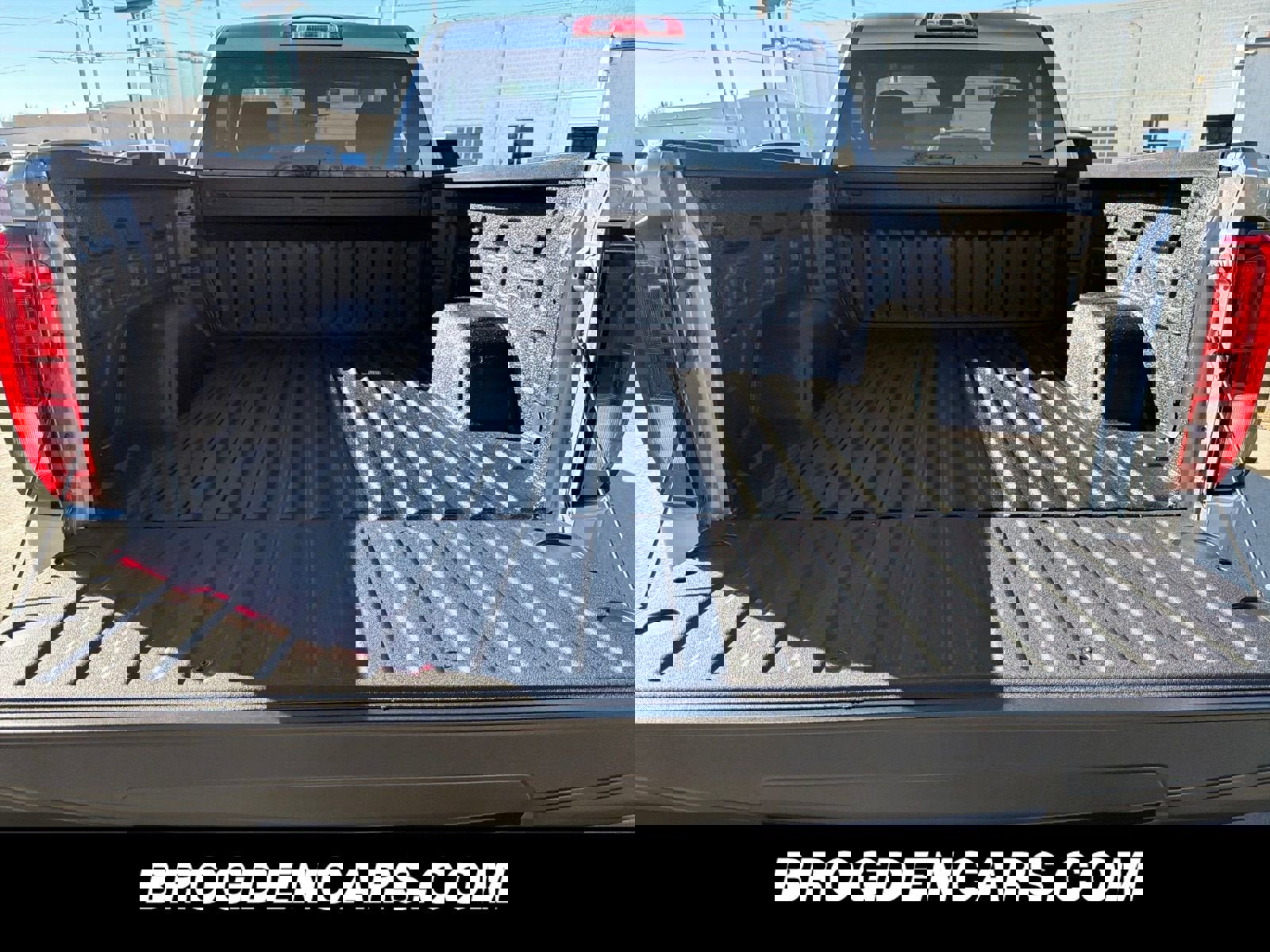 New 2026 GMC Sierra 1500 Pro w/ Pro Value Package image 9