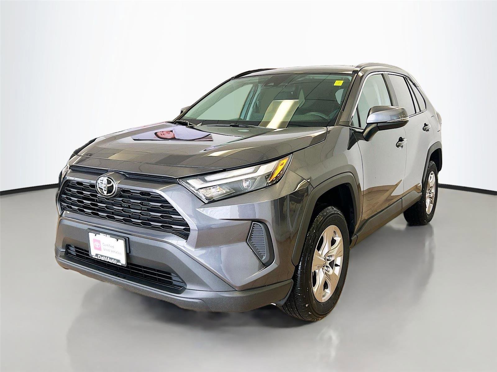Used 2025 Toyota RAV4 XLE image 38