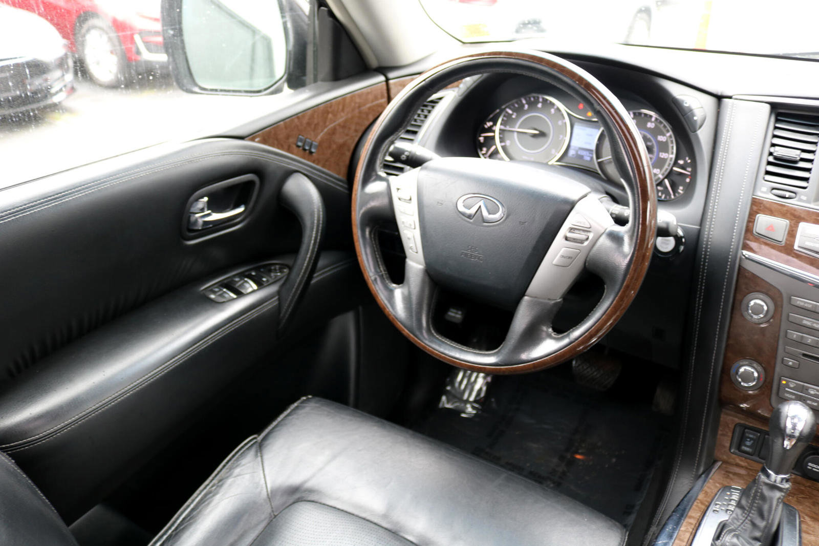 Used 2017 INFINITI QX80 4WD image 26