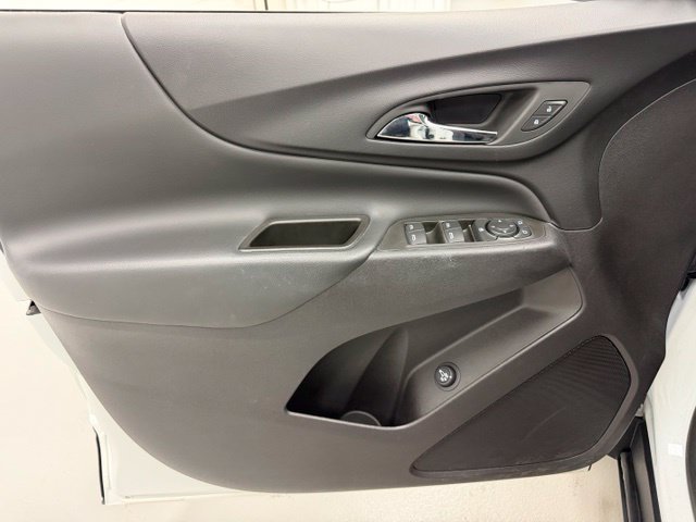 Certified 2024 Chevrolet Equinox LT FWD image 18