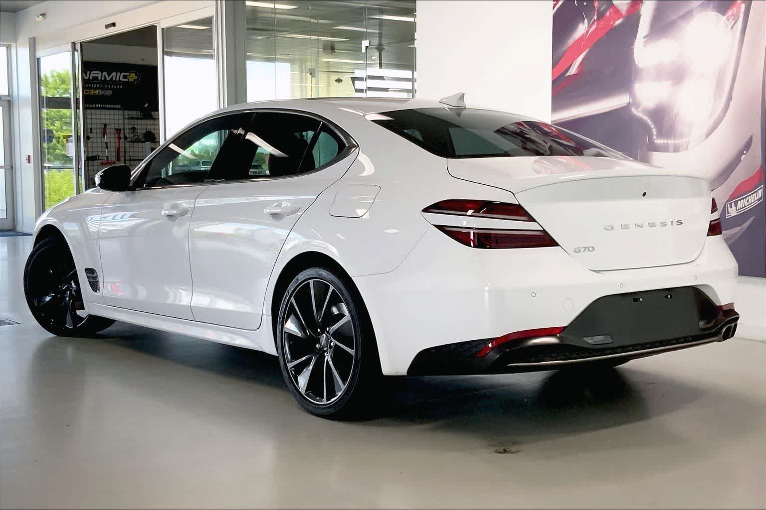 Used 2023 Genesis G70 2.0T w/ Sport Prestige Package RWD image 4