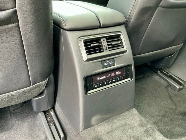 Used 2024 MAZDA CX-90 3.3 Turbo w/ Premium Package AWD/4WD image 11
