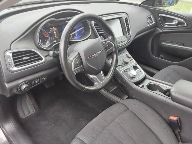 Used 2015 Chrysler 200 Limited w/ Comfort Group FWD image 17