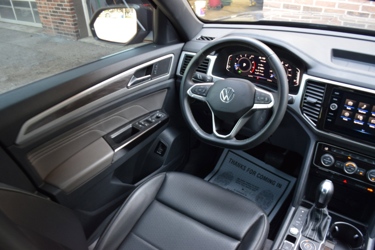 Used 2022 Volkswagen Atlas Cross Sport SE image 10