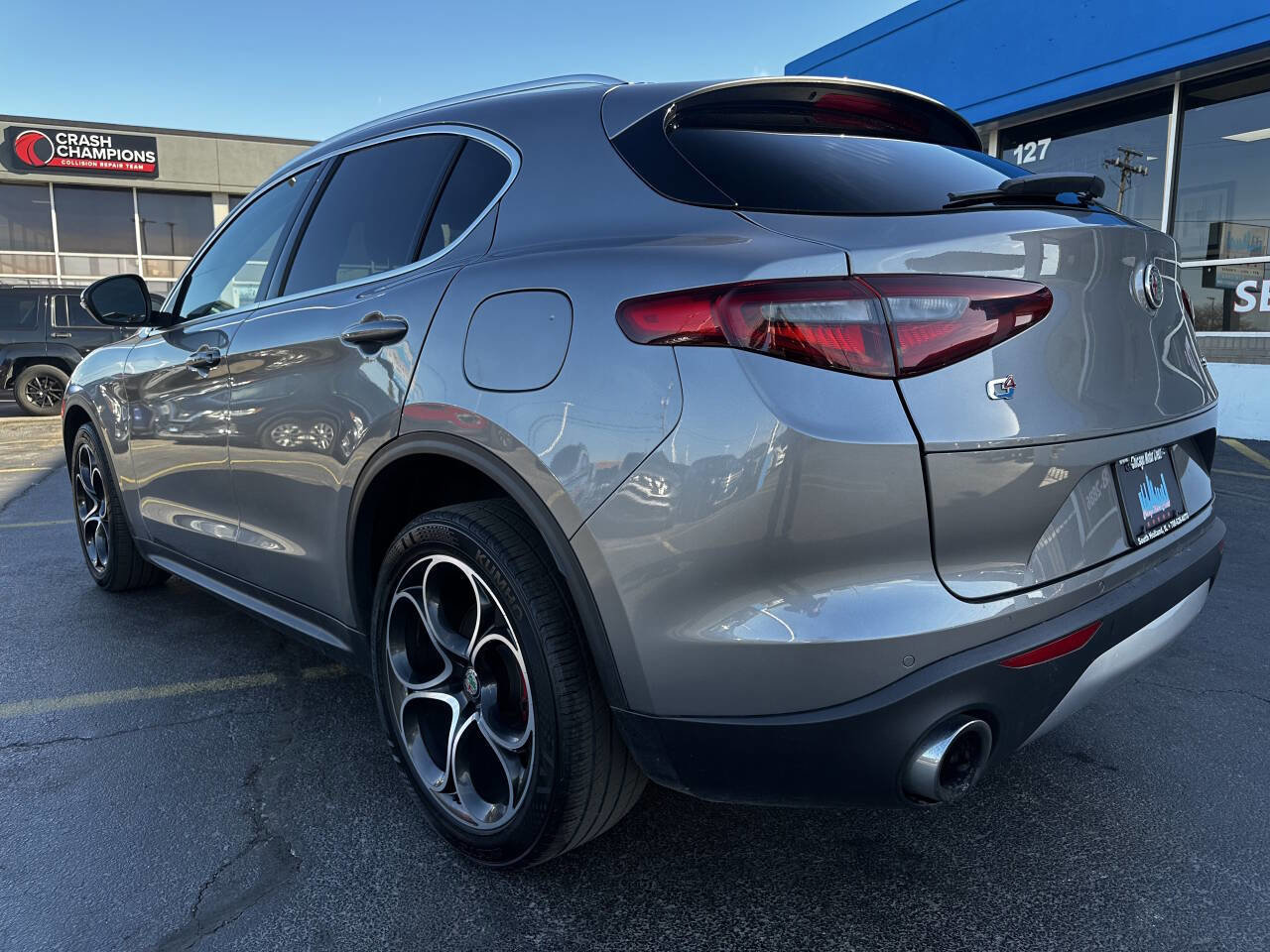 Used 2019 Alfa Romeo Stelvio Ti Lusso w/ Quick Order Package 22X Lusso image 15