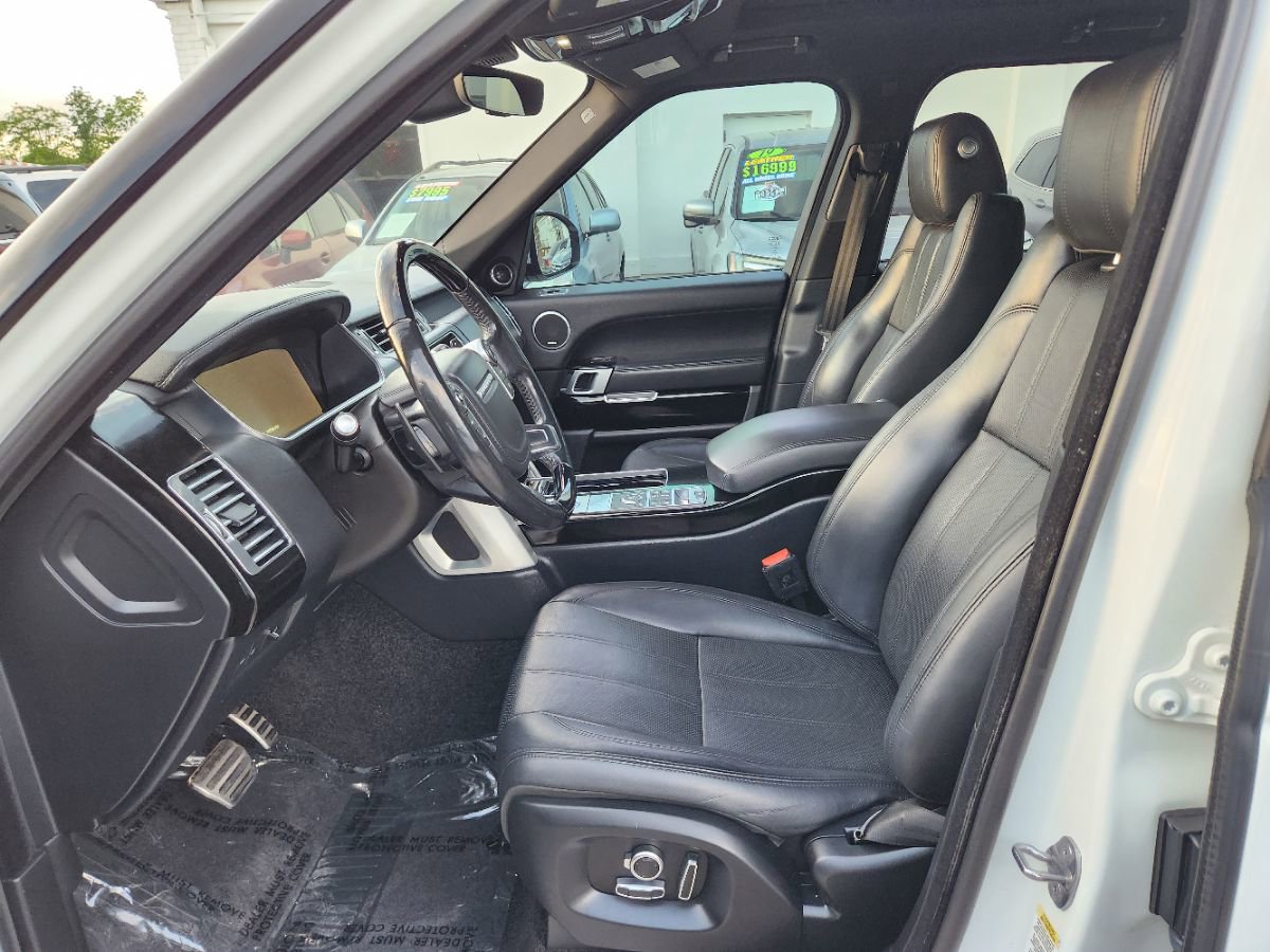 Used 2017 Land Rover Range Rover Supercharged AWD/4WD image 9