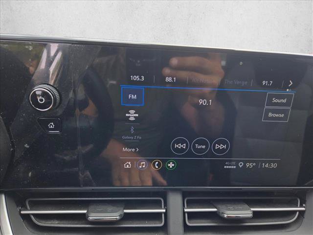 Used 2024 Chevrolet Trax RS w/ Driver Confidence Package FWD image 14