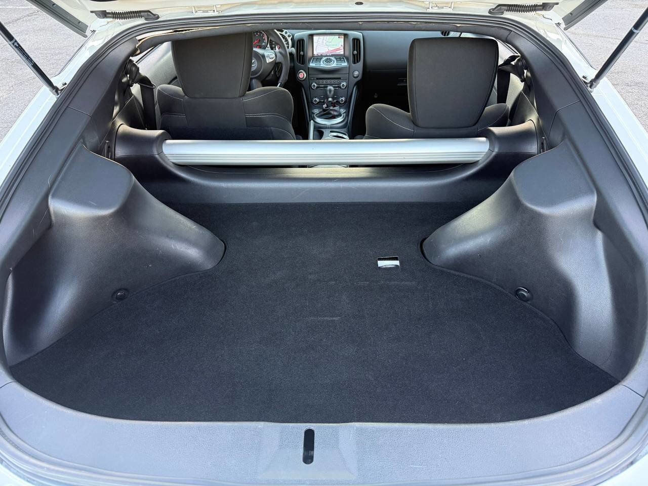 Used 2016 Nissan 370Z Coupe image 26