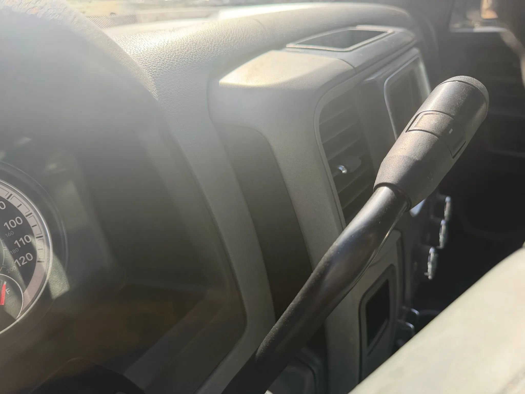 Used 2018 RAM 3500 Tradesman w/ Chrome Appearance Group AWD/4WD image 25