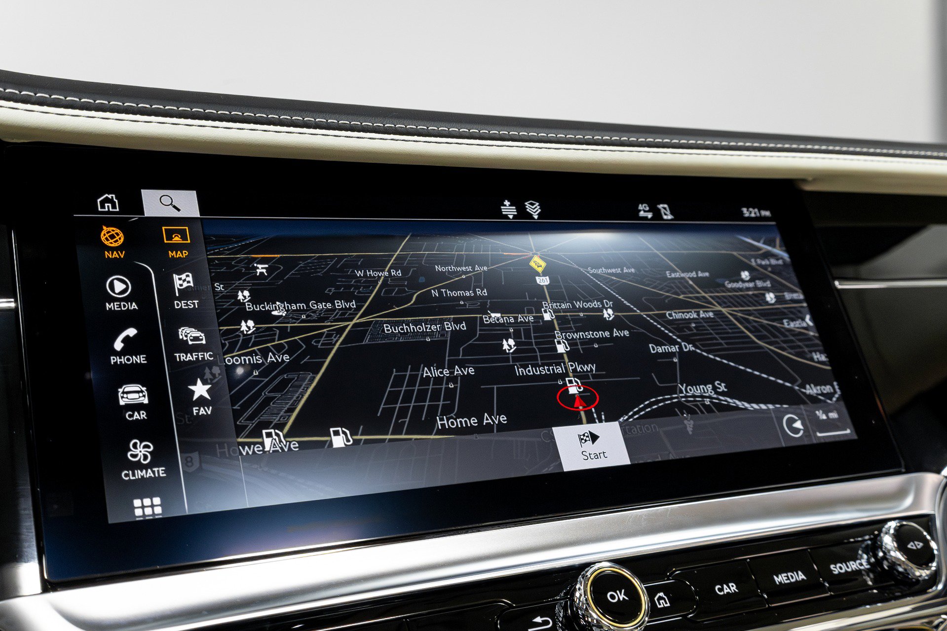 Used 2021 Bentley Flying Spur W12 image 76