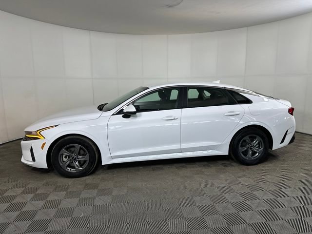 Used 2023 Kia K5 LXS image 6