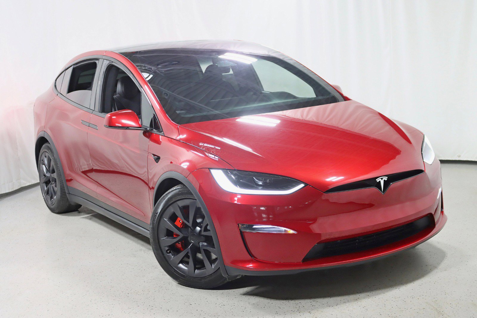 Used 2023 Tesla Model X Plaid image 6