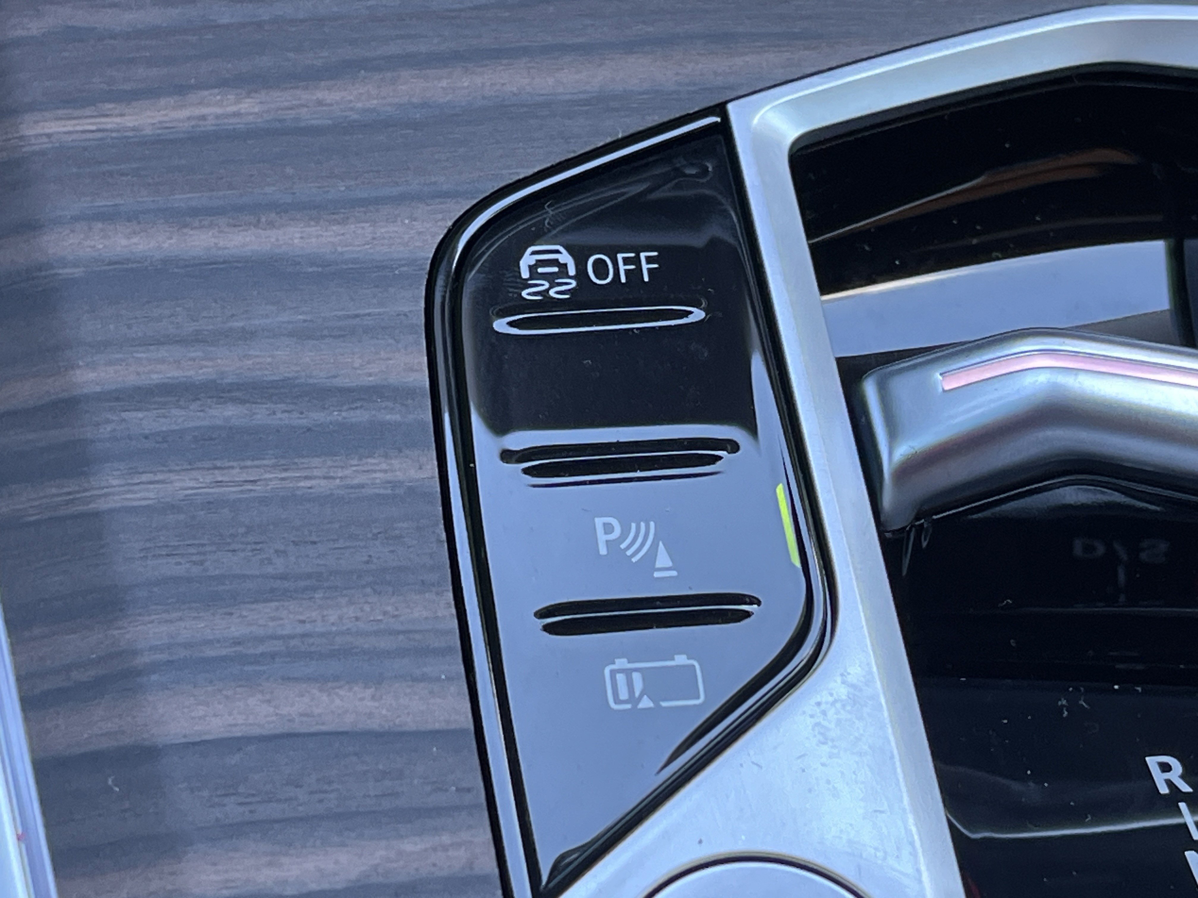 New 2026 BMW X5 xDrive50e w/ Premium Package AWD/4WD image 9