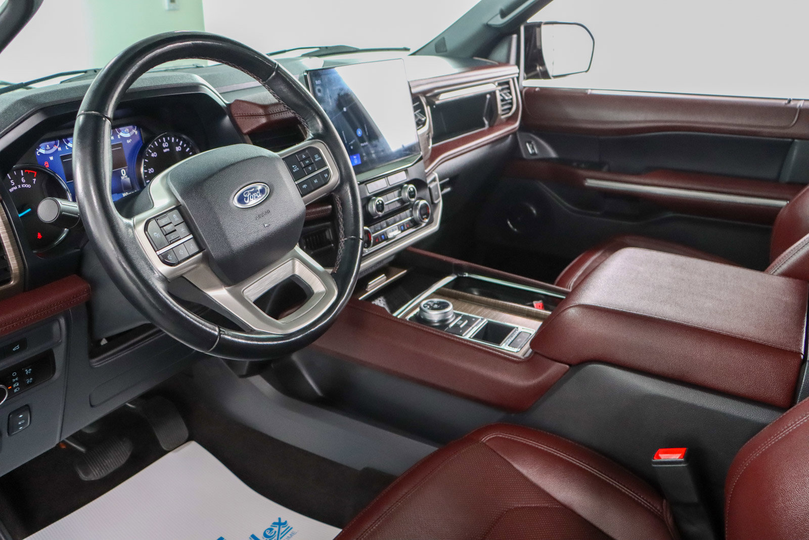 Used 2023 Ford Expedition Limited image 26