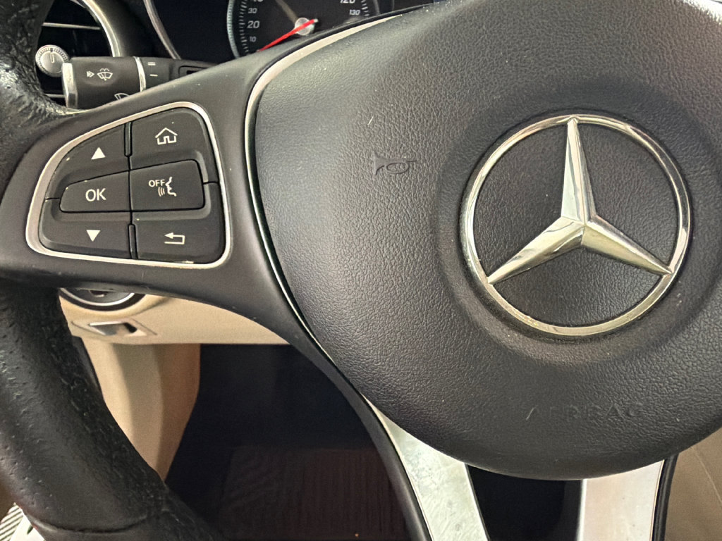 Used 2018 Mercedes-Benz GLC 300 image 28