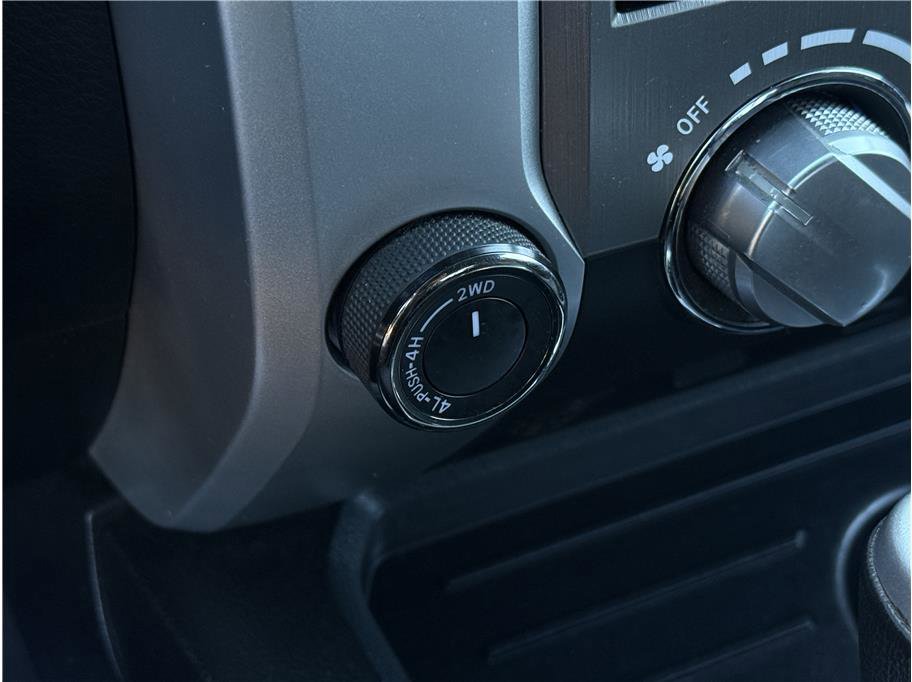 Used 2014 Toyota Tundra SR5 image 15