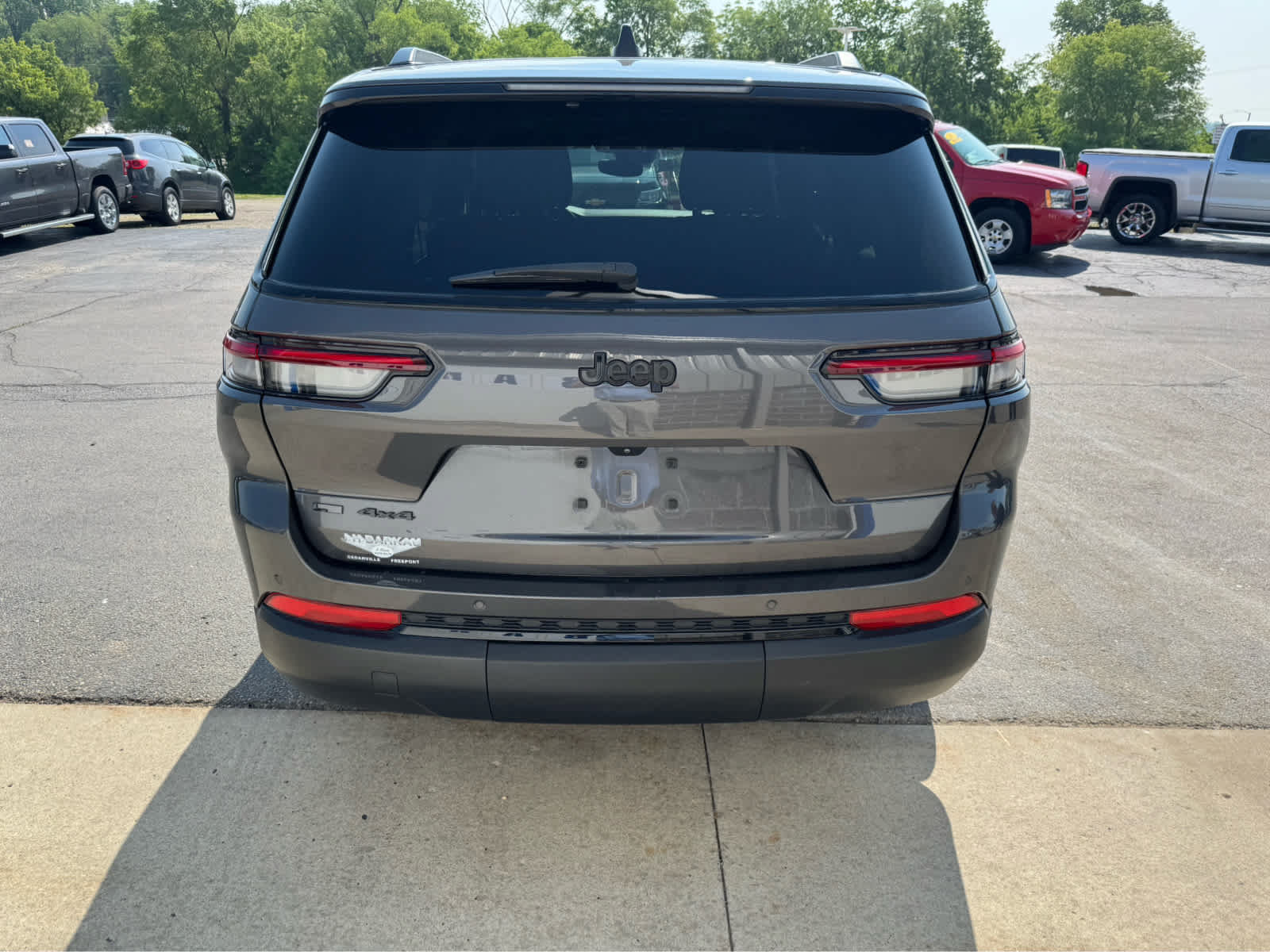 Used 2022 Jeep Grand Cherokee L Laredo AWD/4WD image 4