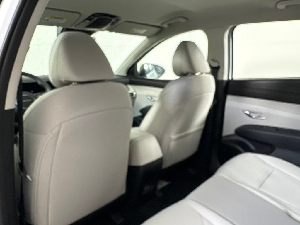 New 2026 Hyundai Tucson SE w/ Tow & Go Package FWD image 19