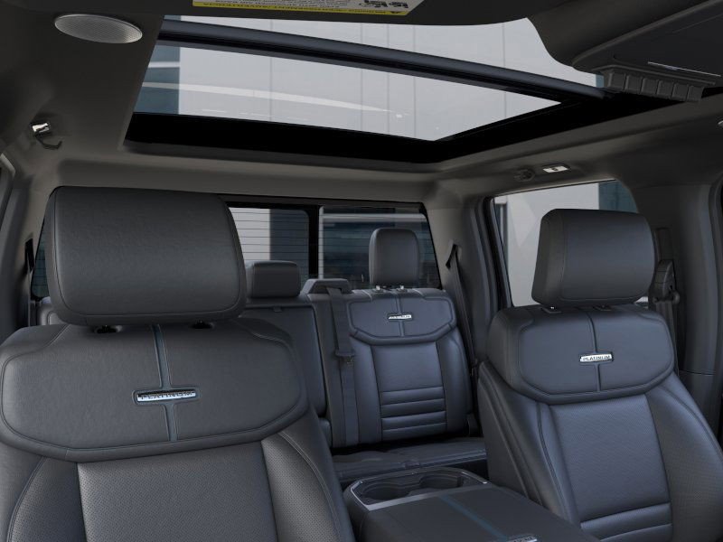 New 2026 Ford F350 Platinum w/ FX4 Off-Road Package image 24