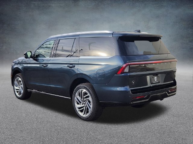 New 2026 Lincoln Navigator Reserve AWD/4WD image 5