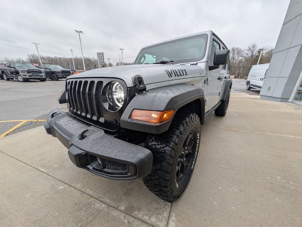 Used 2022 Jeep Wrangler Unlimited Willys image 8