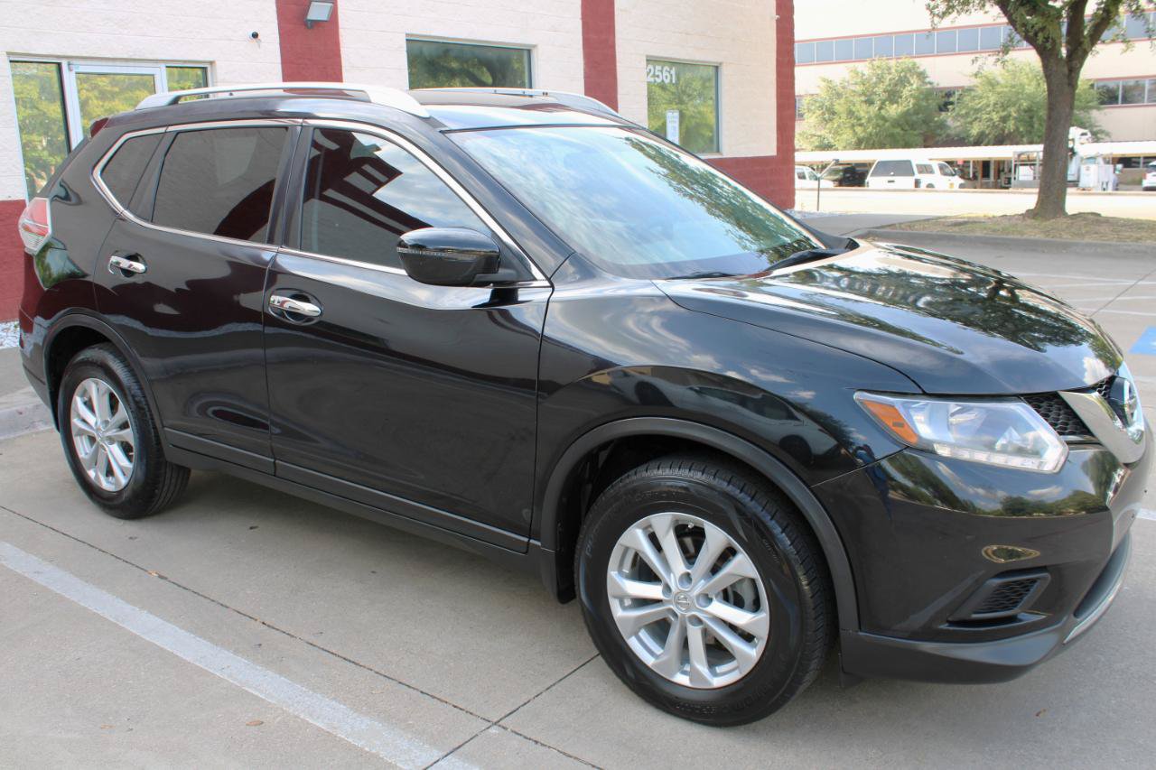 Used 2016 Nissan Rogue SV FWD image 12