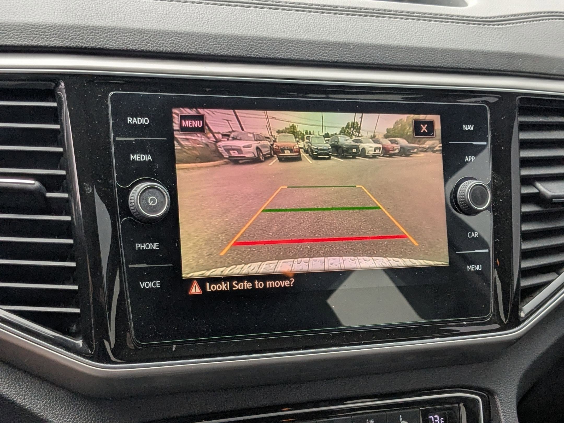 Used 2019 Volkswagen Atlas SEL Premium image 16