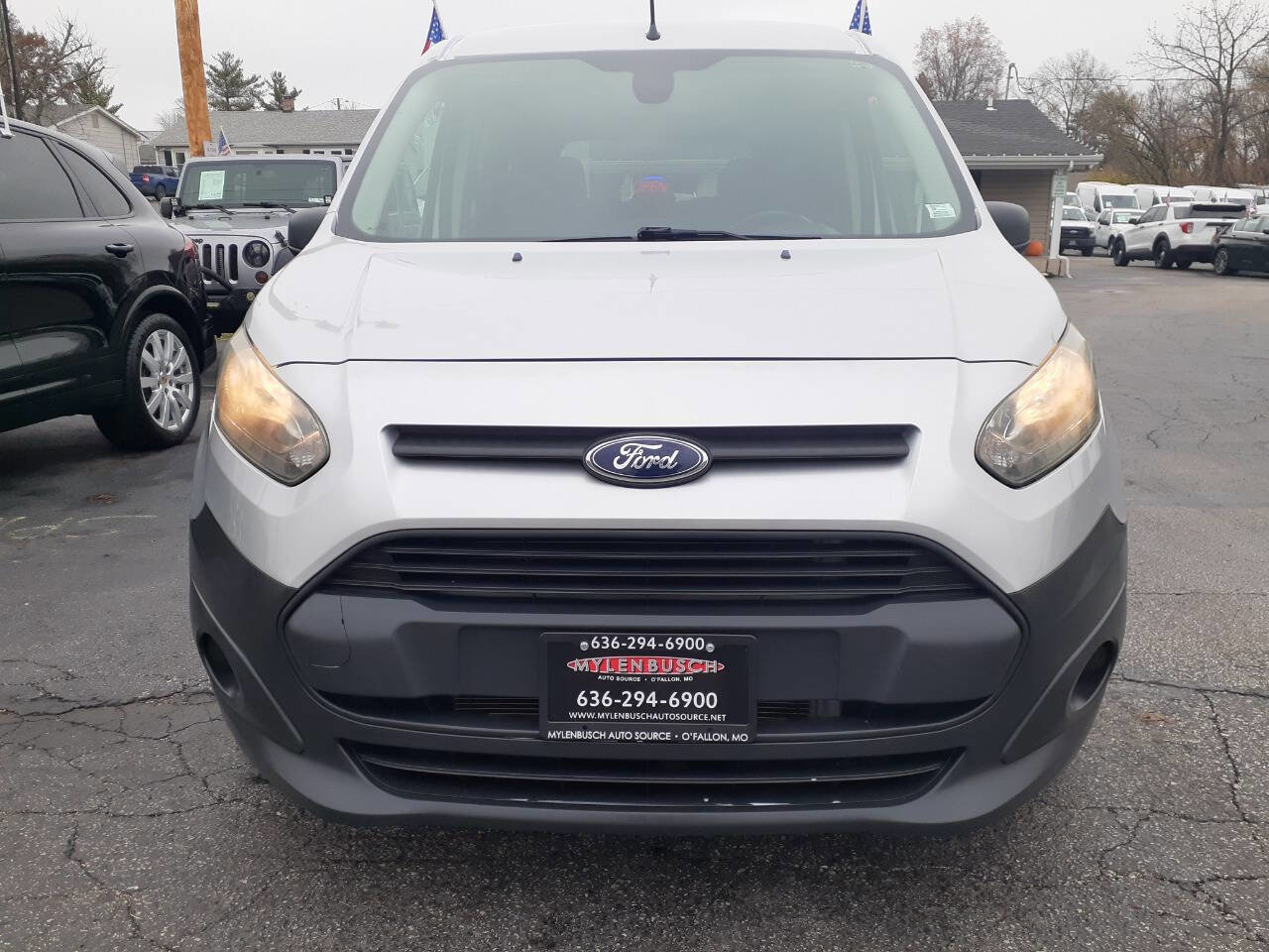 Used 2016 Ford Transit Connect XL image 3