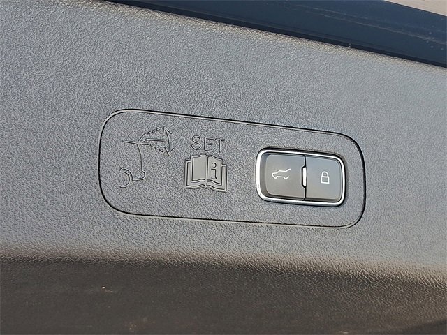 Used 2025 Lincoln Aviator Reserve w/ Jet Appearance Package image 38