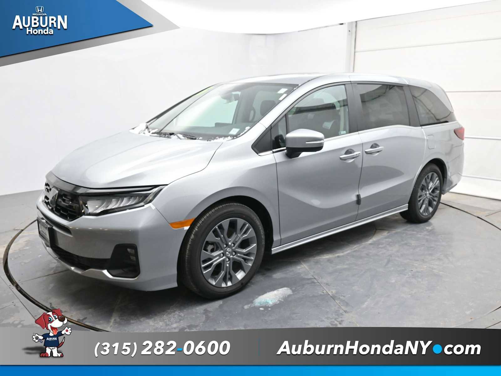 New 2026 Honda Odyssey Touring image 2