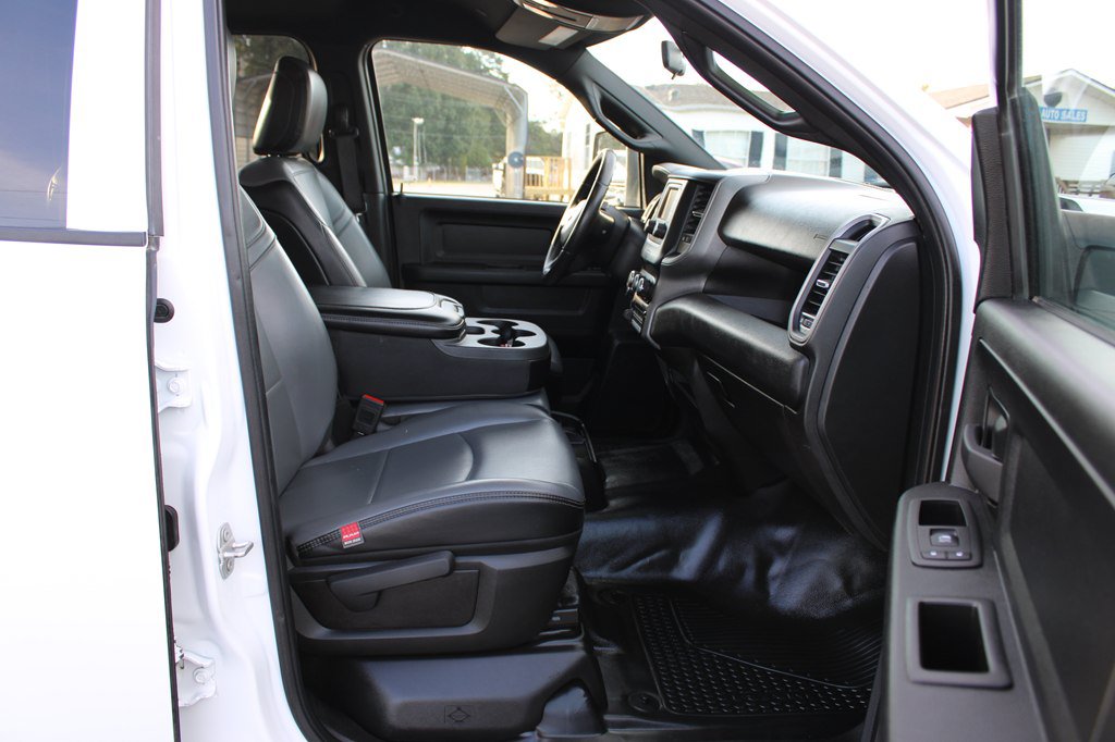 Used 2024 RAM 2500 Tradesman w/ Chrome Appearance Group AWD/4WD image 22